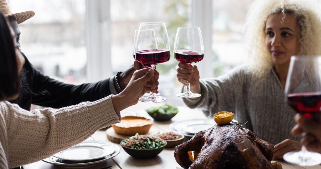 What are the Most Popular Thanksgiving Beverages?
